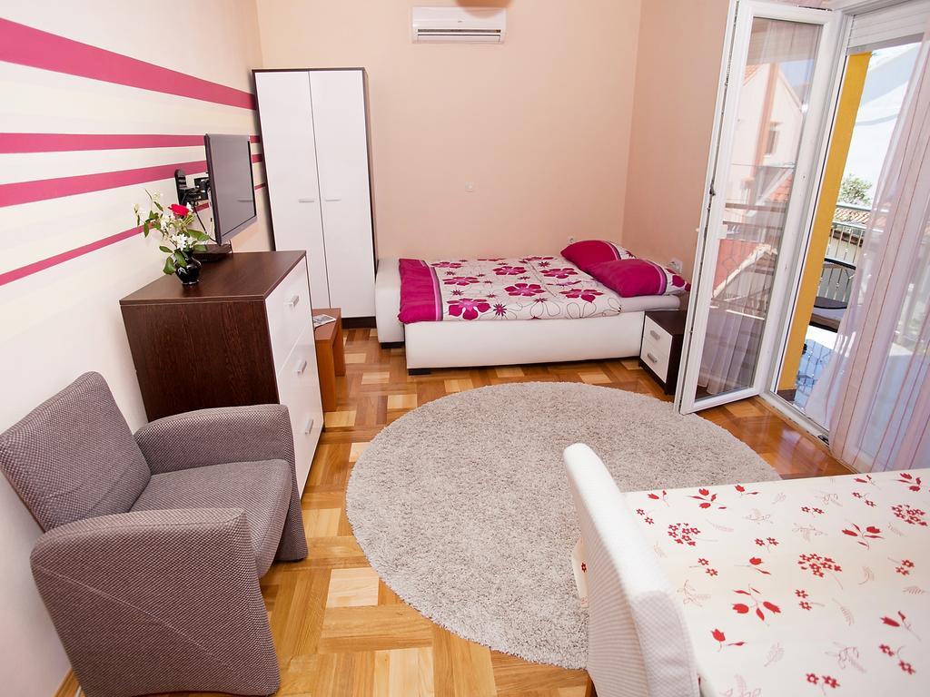 Apartment Zadar Diklo Borik Vir 客房 照片