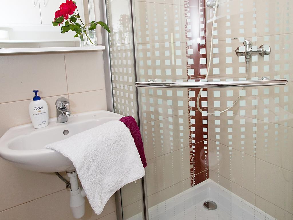 Apartment Zadar Diklo Borik Vir 客房 照片