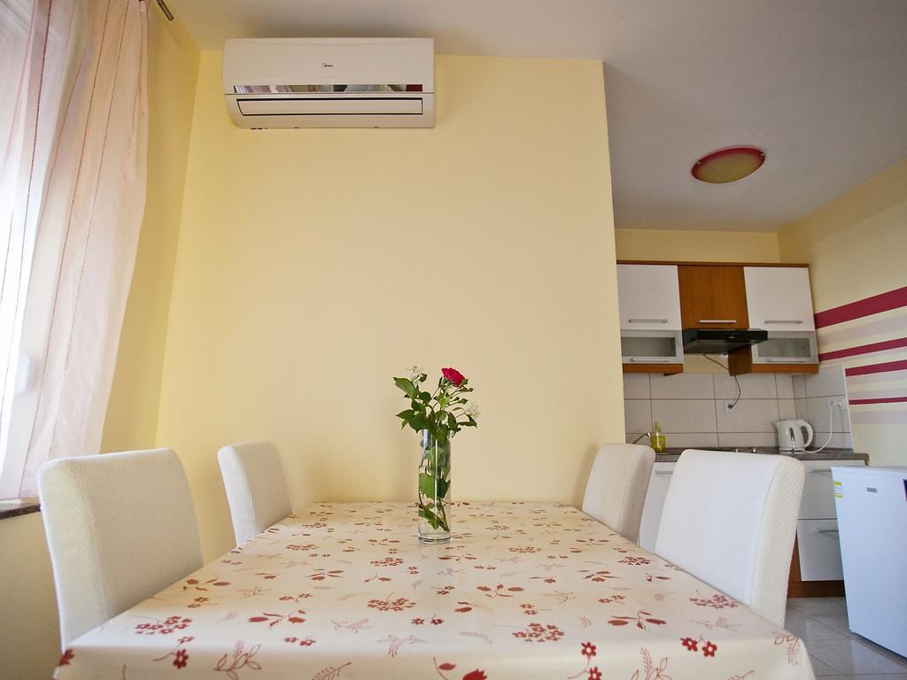 Apartment Zadar Diklo Borik Vir 客房 照片