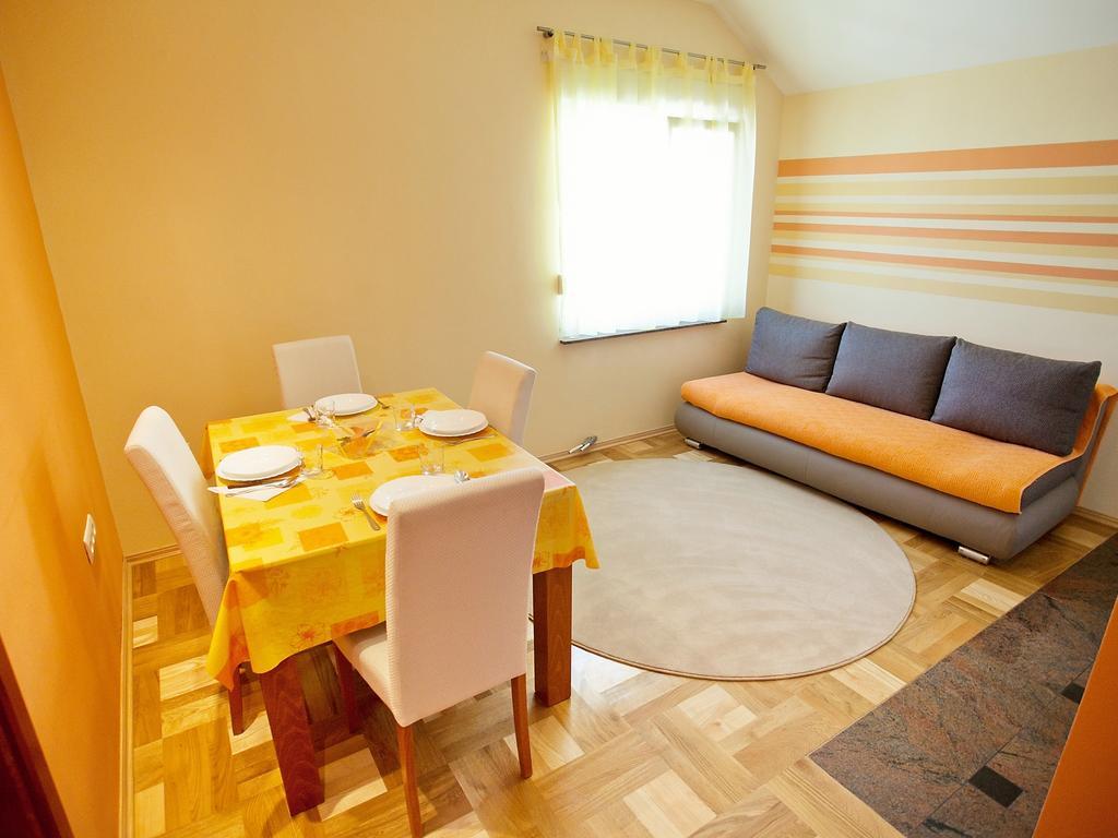 Apartment Zadar Diklo Borik Vir 客房 照片